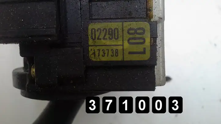 Toyota Corolla E120 E130 (2000 - 2004) 02290173738 Другие включатели / ручки/ переключатели — фото 6