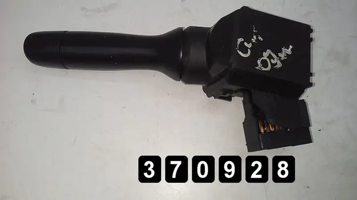 Toyota RAV 4 (XA30) (2006 - 2016) 173848 17f003 Другие включатели / ручки/ переключатели — фото 3