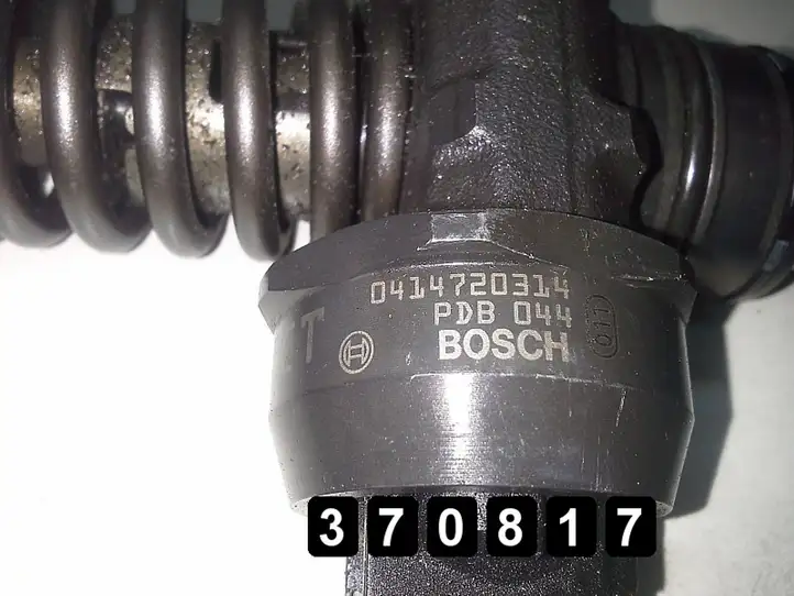 Volkswagen Polo (2005 - 2009) 1400 038130073BP 59KW BOSCH Форсунка — фото 1