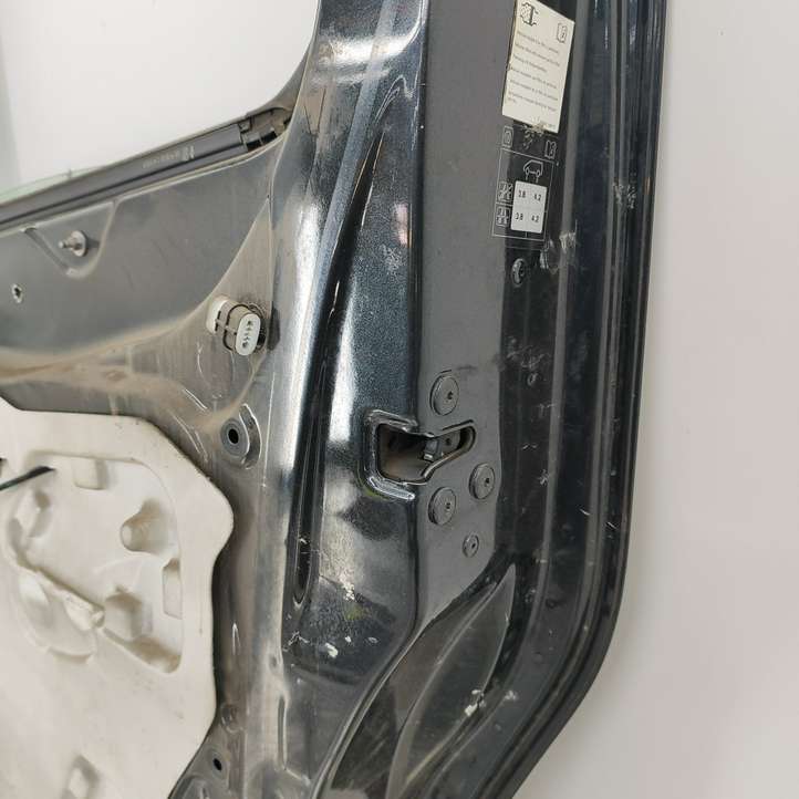Opel Vivaro (2014 - 2018)  93455816 Дверь