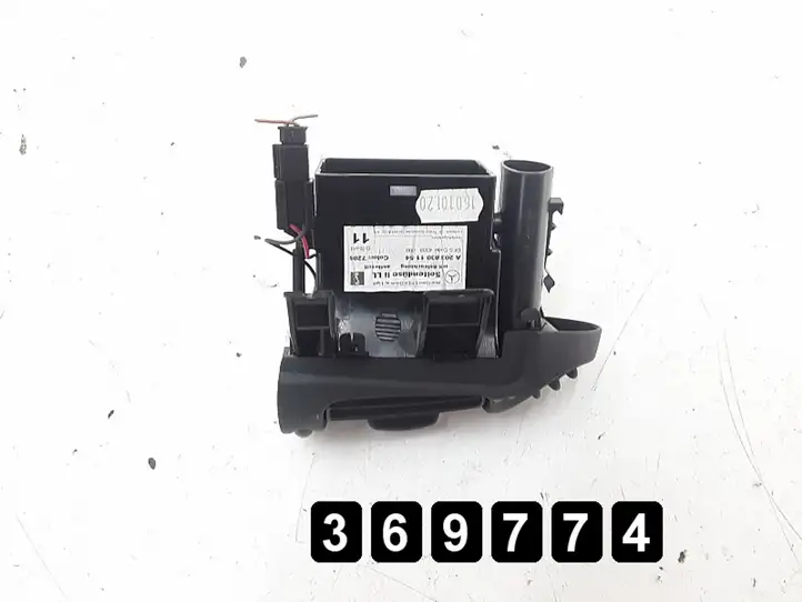 Mercedes-Benz C W203 (2000 - 2007) (W203) # A2038300154 Центральный воздушный дефлектор — фото 6