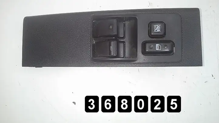 Toyota Corolla Verso AR10 (2004 - 2009) 74231-0f020 Другие включатели / ручки/ переключатели — фото 1