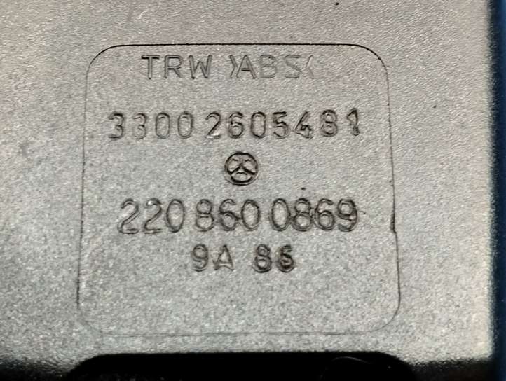 Mercedes-Benz S W220 (1998 - 2006)  2208600869 Задний средний замок ремня