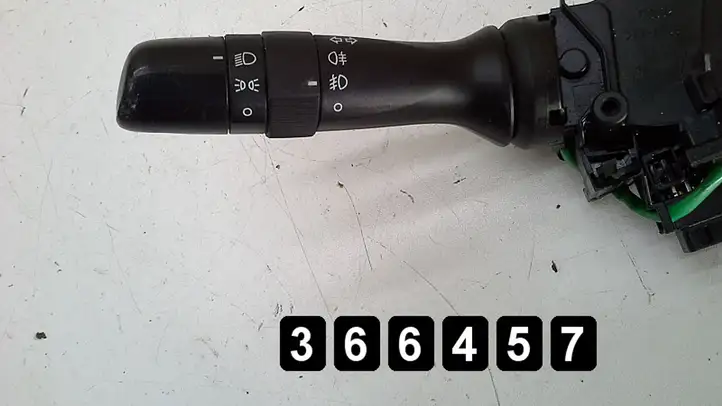 Toyota Yaris (2012 - 2014) 173832 17f144 Другие включатели / ручки/ переключатели — фото 4
