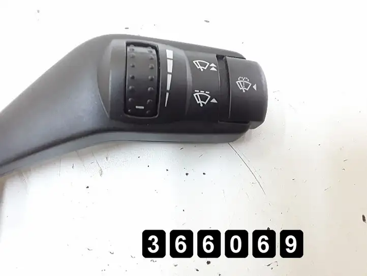 Ford Focus (2005 - 2008) 17d940 Другие включатели / ручки/ переключатели — фото 2