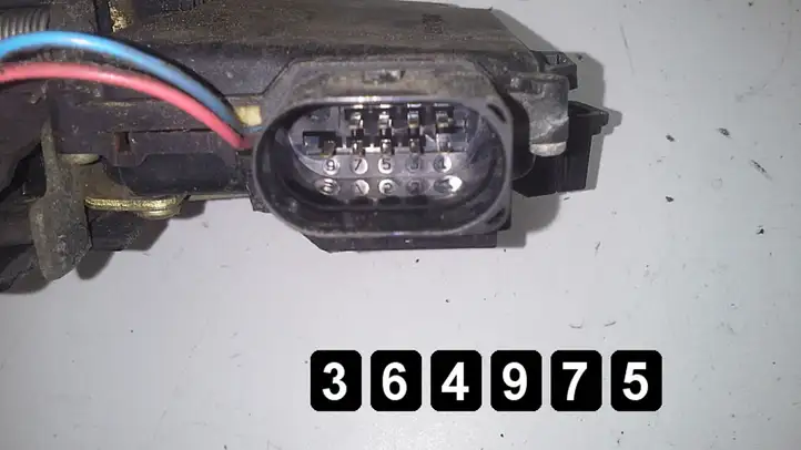 Audi A6 S6 C5 4B (1997 - 2001) 4b1837016b euro Замок ручки двери — фото 4