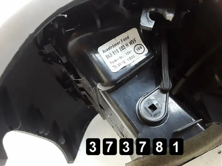 Audi A4 S4 B8 8K (2011 - 2015) 8k0819203h Центральный воздушный дефлектор — фото 5