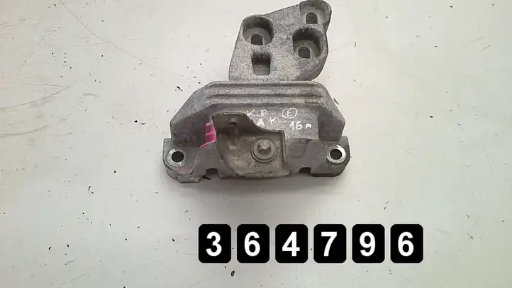 Mercedes-Benz A W176 (2012 - 2018) 1500d 2462400217 Опора двигателя — фото 2