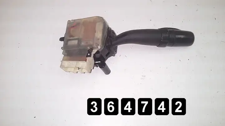 Toyota Avensis Verso (2001 - 2004) 173650 Другие включатели / ручки/ переключатели — фото 4