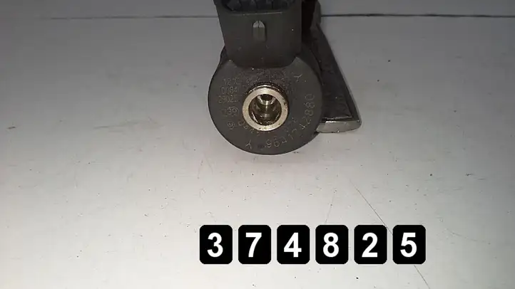 Citroen Xsara Picasso (1999 - 2012) 2000hdi96417428800445110076 Форсунка — фото 4