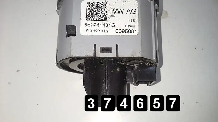 Skoda Fabia Mk2 (5J) (2007 - 2014) 5e0941431g Другие включатели / ручки/ переключатели — фото 4