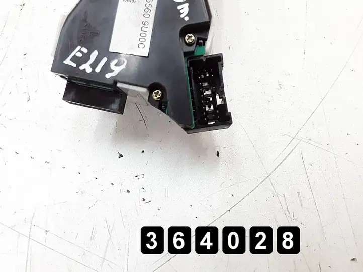Nissan Note (E11) (2006 - 2014) 255609u00c Другие включатели / ручки/ переключатели — фото 3