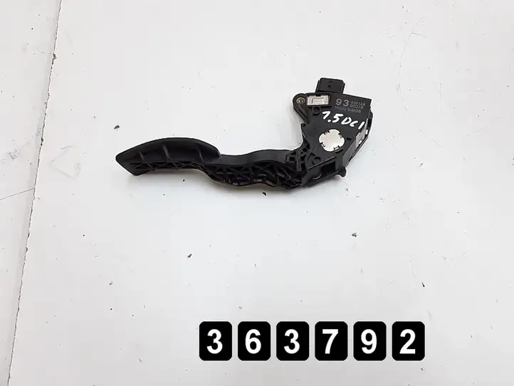 Nissan Juke I F15 (2010 - 2018) 1.5dci 9301614b 180021hmob uk Педаль акселератора — фото 1