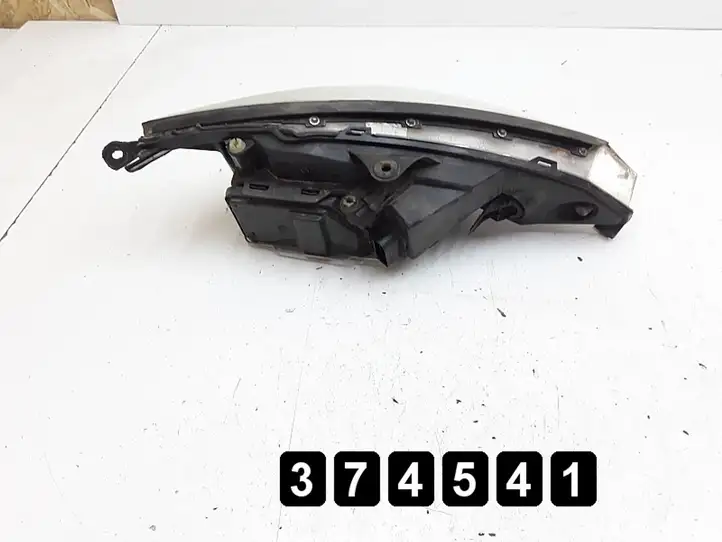 Ford Focus (1998 - 2004) 97979799 Передняя фара — фото 4