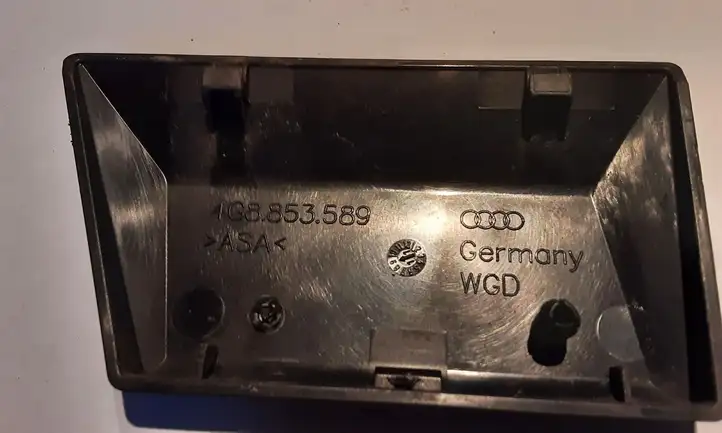 Audi A7 S7 4G (2010 - 2014) 4G8853589 Прочие детали салона — фото 3