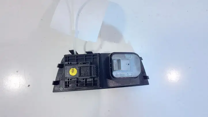 Audi A1 (2010 - 2014) 8X1959521 Кнопка стеклоподъемников — фото 3