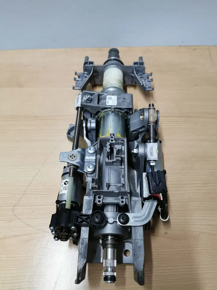 BMW 5 F10 F11 (2009 - 2016) P107687 Комплект оси рулевого колеса — фото 5