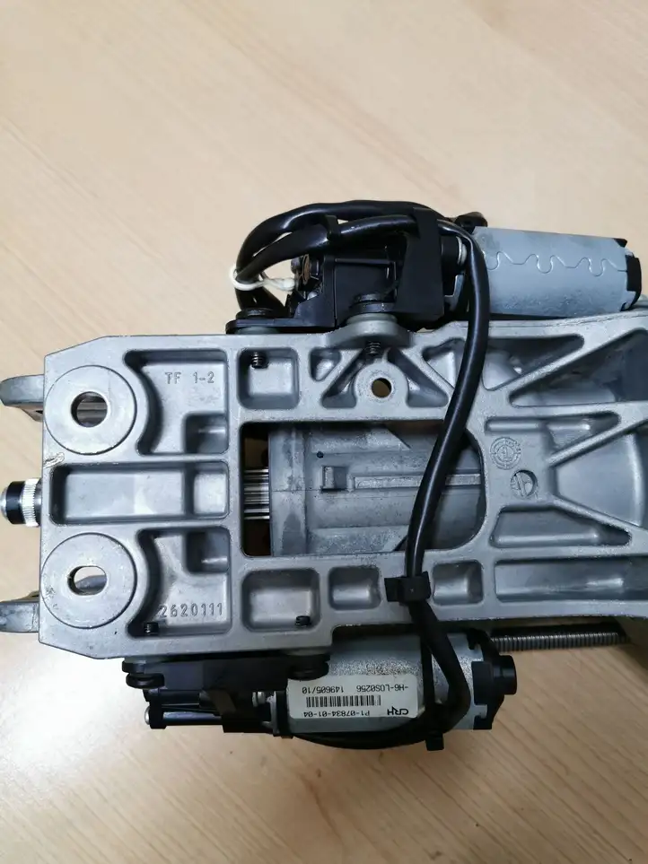 BMW 5 F10 F11 (2009 - 2016) P107687 Комплект оси рулевого колеса — фото 6
