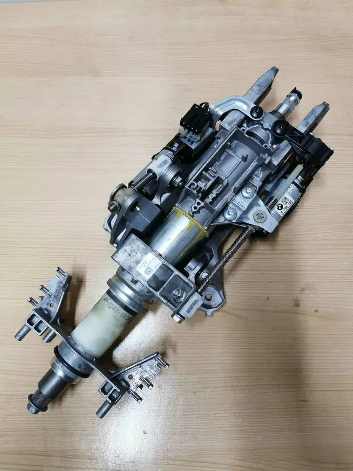 BMW 5 F10 F11 (2009 - 2016) P107687 Комплект оси рулевого колеса — фото 7
