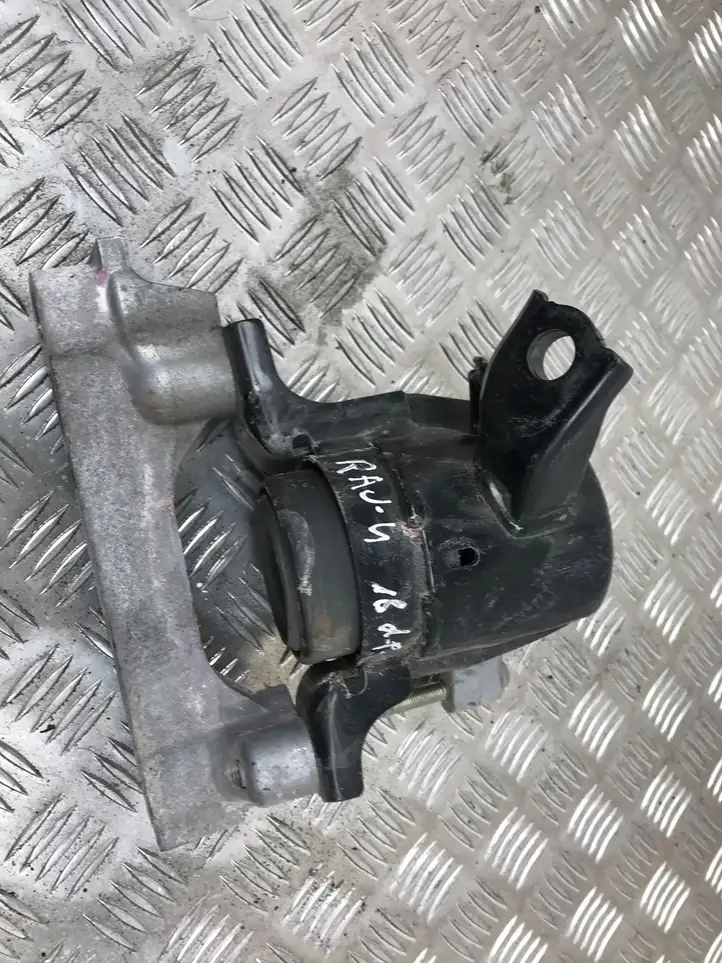 Toyota RAV 4 (XA40) (2012 - 2018) H7050573 Опора двигателя — фото 1