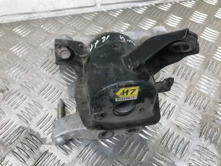 Toyota RAV 4 (XA40) (2012 - 2018) H7050573 Опора двигателя — фото 3