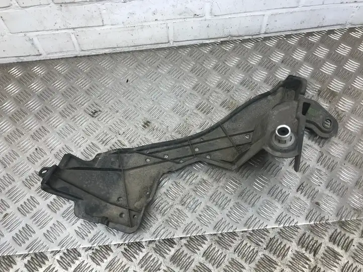 Toyota Auris E180 (2012 - 2018) 5762802100 Защита днища задней части — фото 1