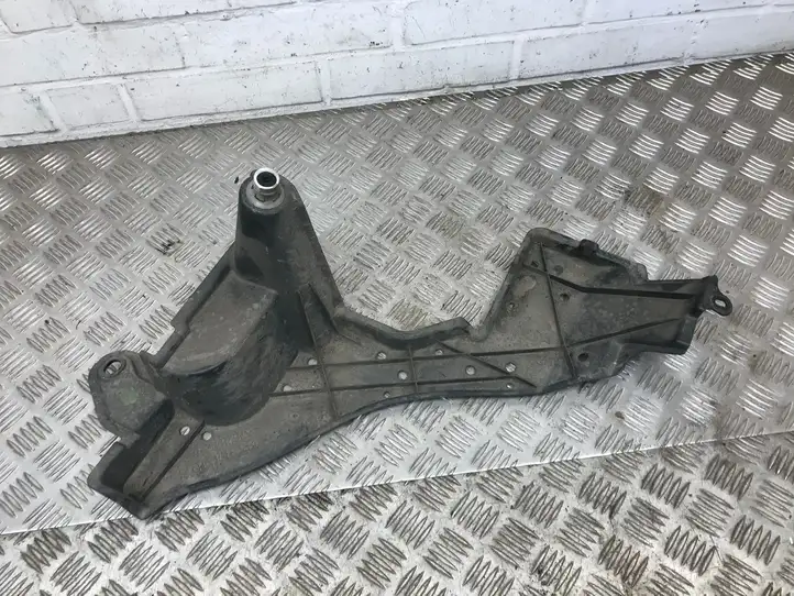 Toyota Auris E180 (2012 - 2018) 5762802100 Защита днища задней части — фото 3