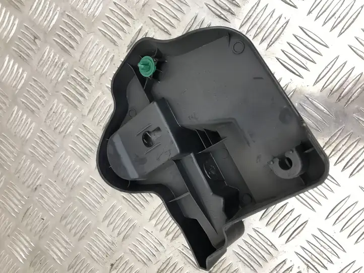 Toyota Auris E180 (2012 - 2018) 6474202010 Прочая отделка багажника — фото 3
