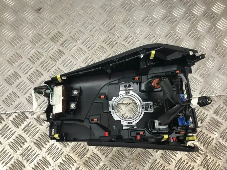 Toyota Auris E180 (2012 - 2018) 5882102890 Отделка внутренней панели салона — фото 5