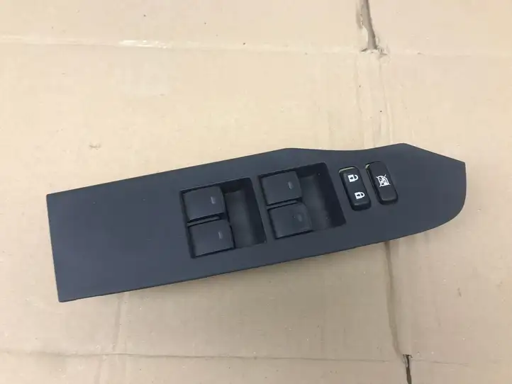 Toyota Auris E180 (2012 - 2018) 8404002110 Блок кнопок стеклоподъемников — фото 3