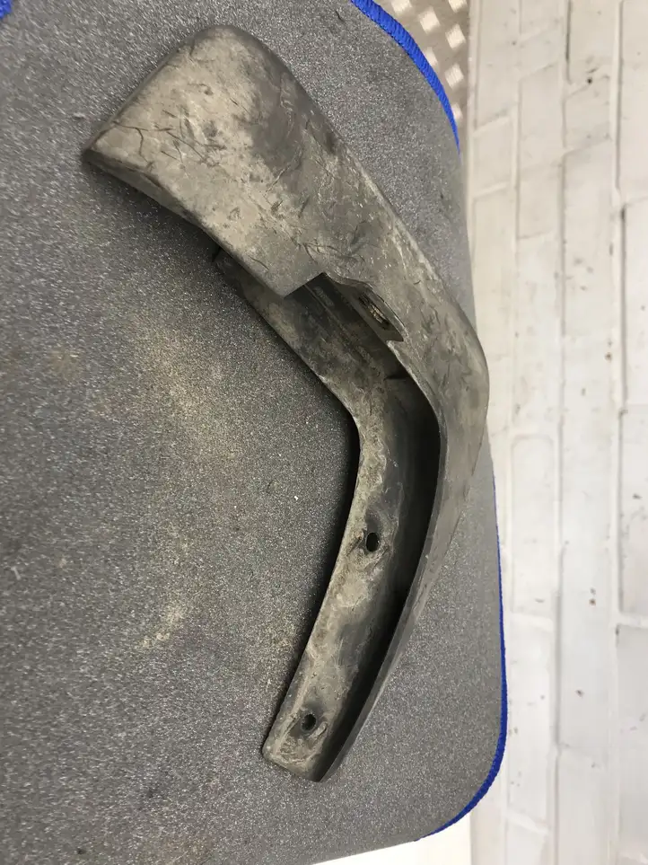 Toyota Auris E180 (2012 - 2018) 7662602340 Кронштейн переднего подкрылка — фото 5
