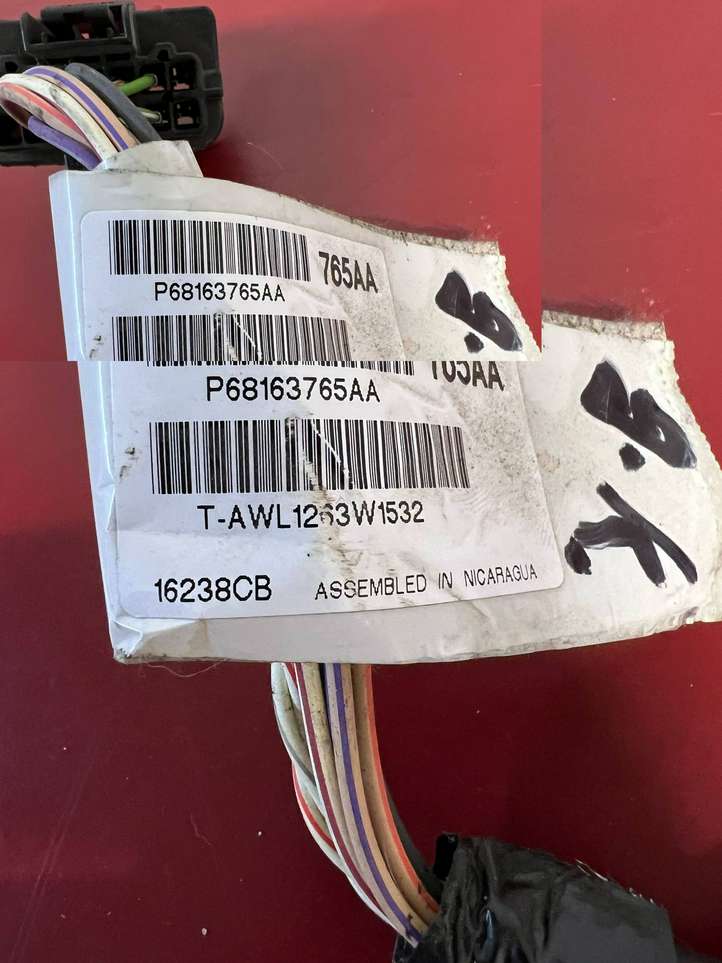 Chrysler Town and Country (2010 - 2016)  68163765AA Проводка боковых раздвижных дверей