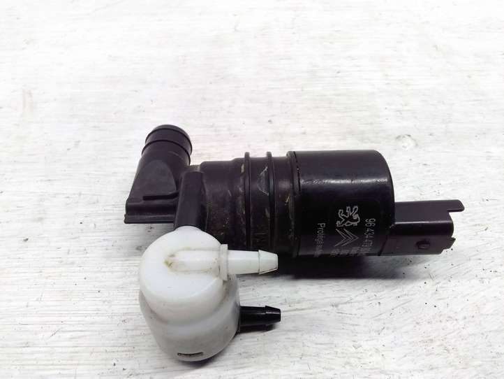 Citroen C5 (2004 - 2008)  9643447980 Насос оконной жидкости (стекол)