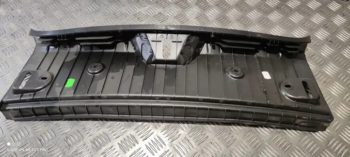 BMW 2 F22 F23 (2013 - 2017) 15054410 Прочие детали салона — фото 3