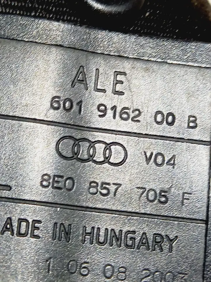 Audi A4 S4 B6 8E 8H (2000 - 2006) 8E0857705F Передний ремень безопасности — фото 3