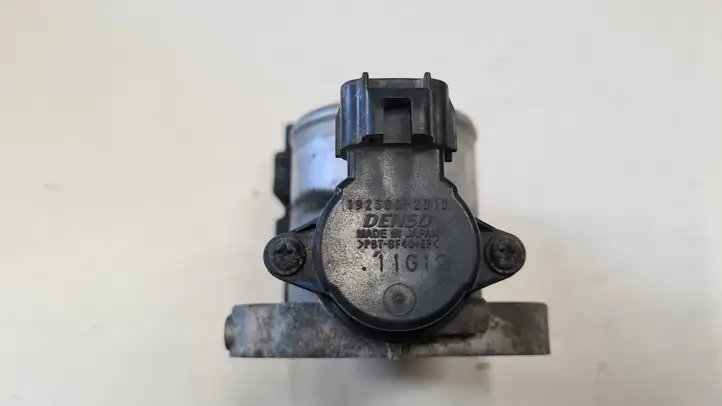 Toyota Avensis T250 (2006 - 2009) 60080R010 Дроссельная заслонка — фото 5