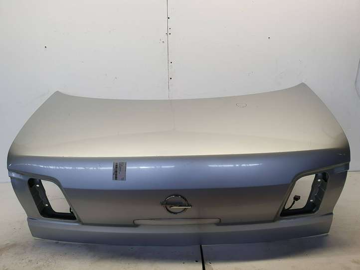 Opel Omega (1999 - 2004)   Задняя крышка (багажника)