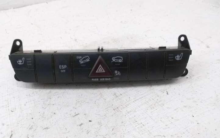 Mercedes-Benz ML W164 (2005 - 2011)  A1648703510 Включатель аварийных фонарей