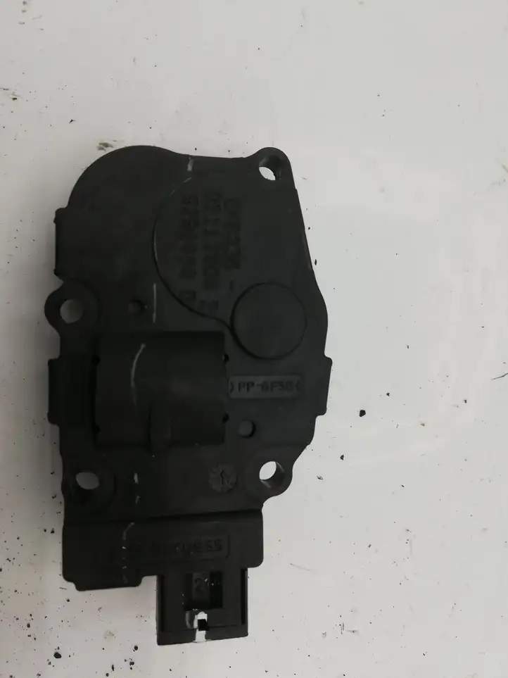 BMW X5 E70 (2006 - 2013) 9298880 Двигатель задвижки потока воздуха — фото 2