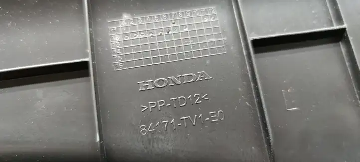 Honda Civic IX (2011 - 2017) 84171TV1E0 Нижняя обшивка стойки B — фото 5
