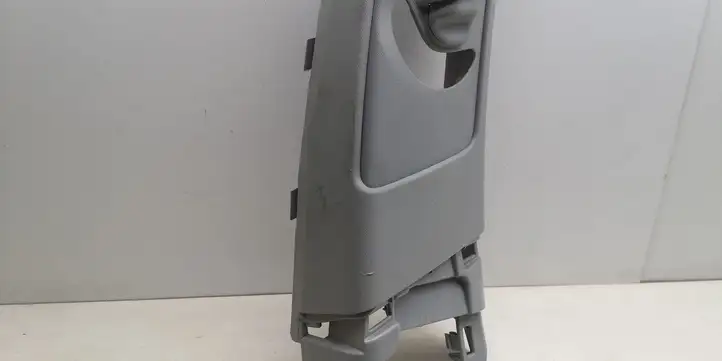 Honda Civic IX (2011 - 2017) 84111TV1E0 Накладка ремня безопасности — фото 2