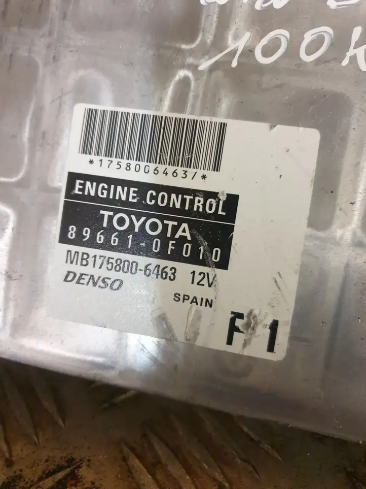 Toyota Corolla Verso AR10 (2004 - 2009) 896610F010 Блок управления двигателем (ЭБУ) — фото 4