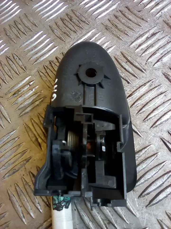 Toyota Yaris (2005 - 2009) 692060D100 Внутренняя ручка двери — фото 2