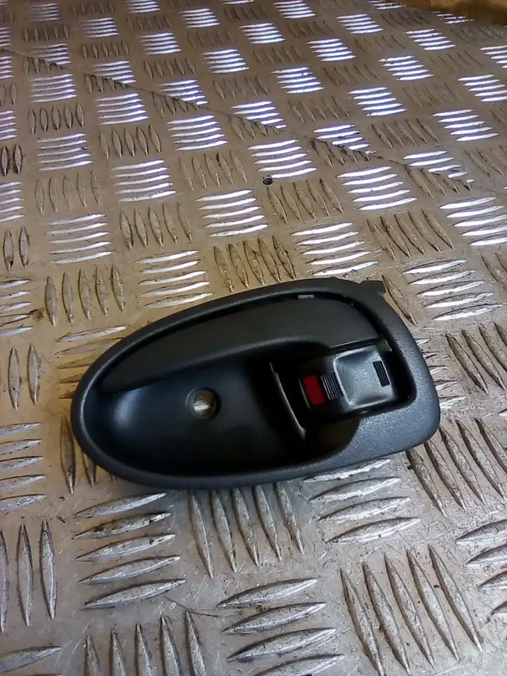Toyota Yaris (2005 - 2009) 692060D100 Внутренняя ручка двери — фото 1