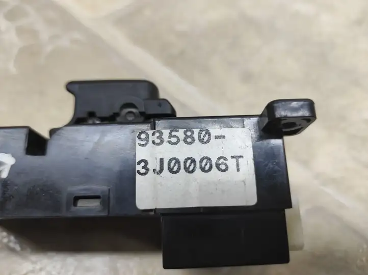 Hyundai ix 55 (2006 - 2012) 935803J0006T Блок кнопок стеклоподъемников — фото 3