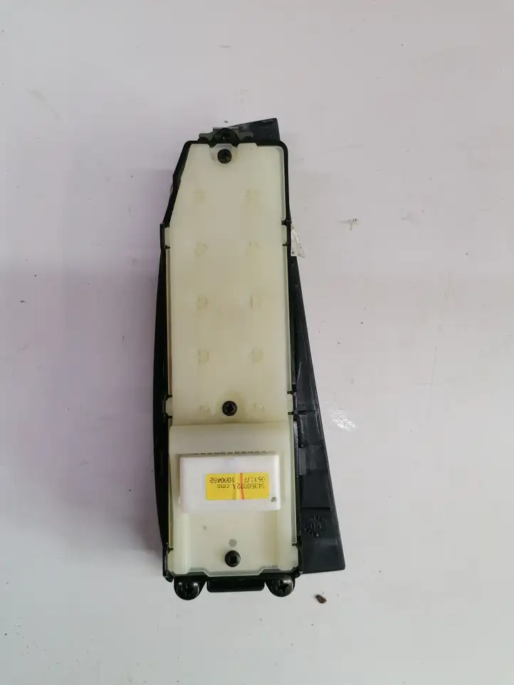 Toyota Avensis T250 (2003 - 2006) Блок кнопок стеклоподъемников — фото 2