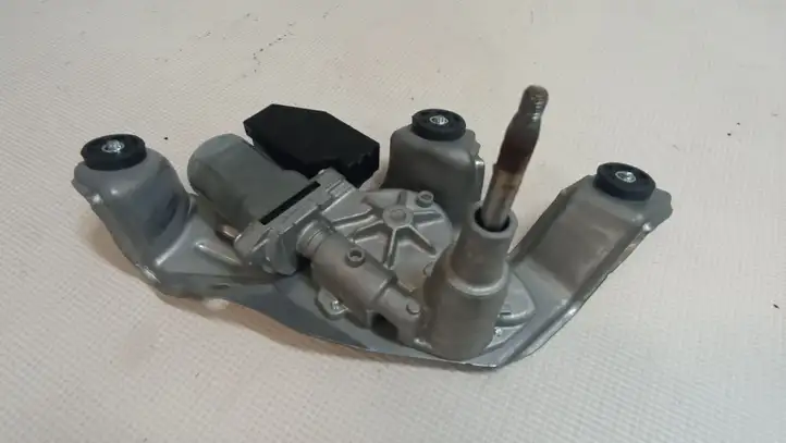 Toyota Auris E180 (2012 - 2018) 8513002050 Двигатель стеклоочистителя заднего стекла — фото 1