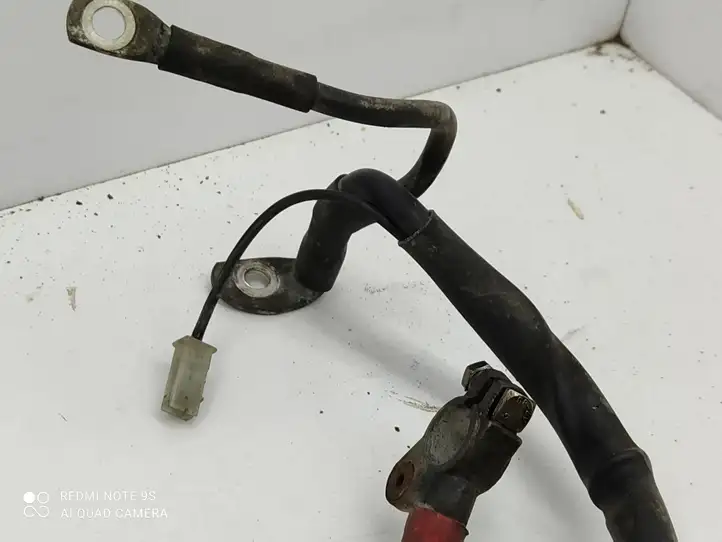 Audi A4 S4 B7 8E 8H (2004 - 2009) 071973851 Плюсовой провод аккумулятора — фото 2