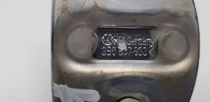 Volkswagen Golf IV (1998 - 2005) 3B0837033K Петля замка задней двери — фото 4