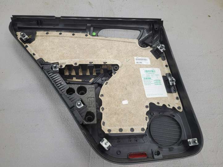 Volkswagen Tiguan (2011 - 2016)  5N0839114AD Обшивка задней двери